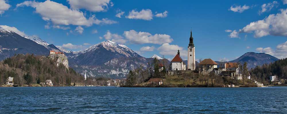 Een zeiljacht huren in Slovenië voor bareboat zeilen vanuit Izola
