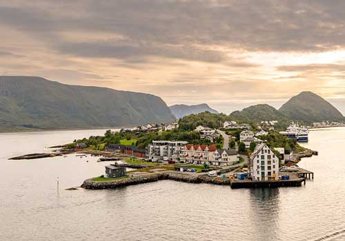 Zeilboot huren voor zeilvakanties in de Scandinavische landen.