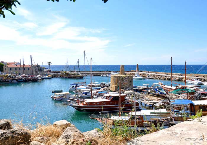 Een zeilboot huren op Cyprus